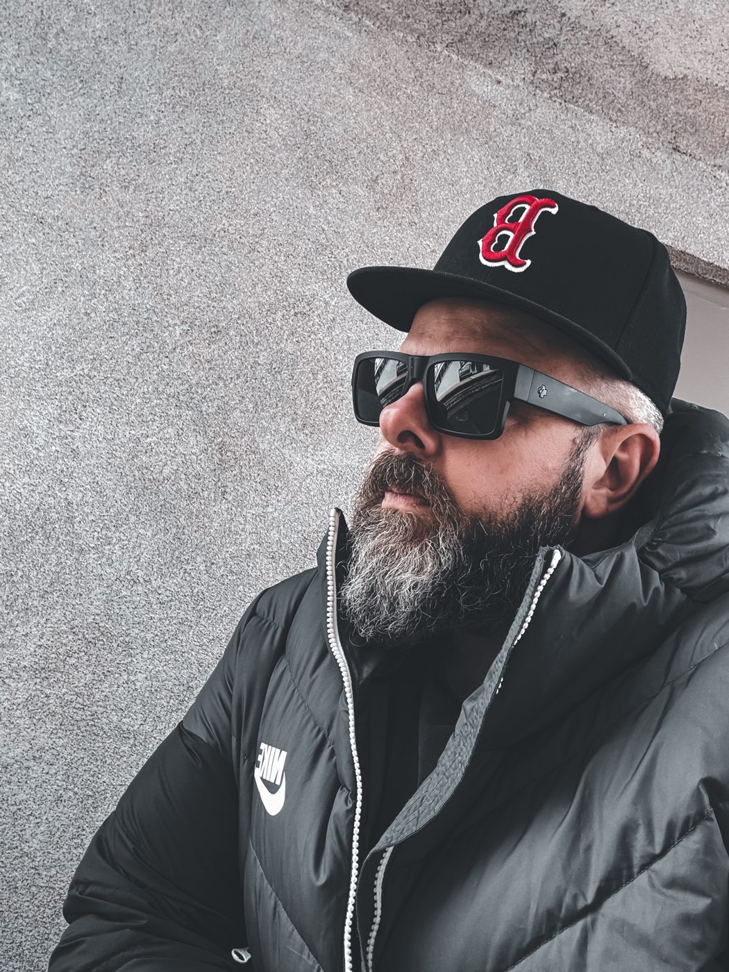 Brett Davis in sunglasses